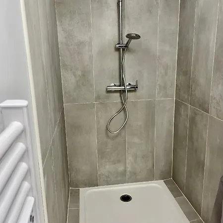 Le Quarante Cinq -1 * Laval (Mayenne)