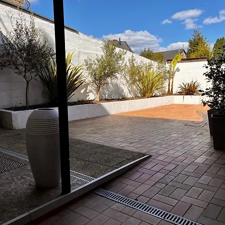 Le Quarante Cinq -1 * Laval (Mayenne)