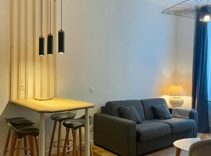 Le Quarante Cinq -1 * Laval (Mayenne)