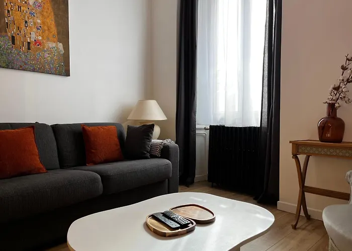 Le Quarante Cinq -1 * Laval (Mayenne)